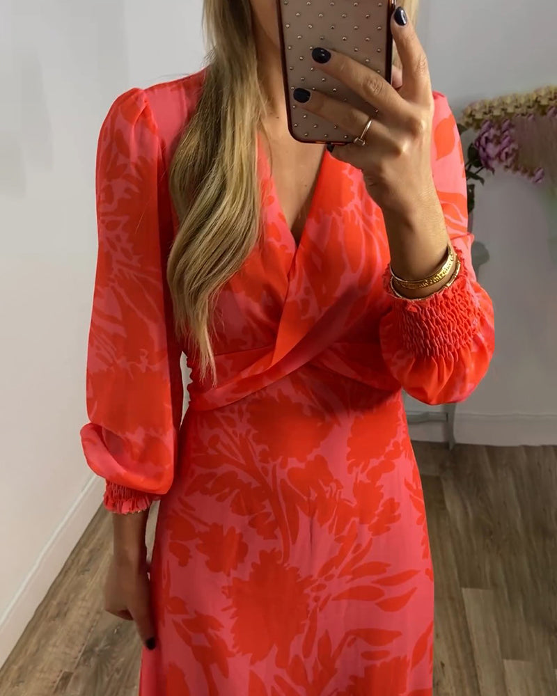 Dreda - Elegante jurk met lange mouwen en V-halslijn