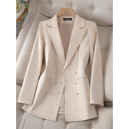 Almira | Stijlvol en elegant winterkledingstuk