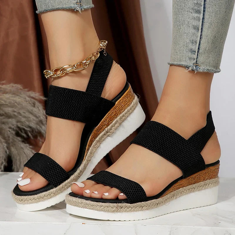 Kiera | Getailleerde en elegante wintersandalen