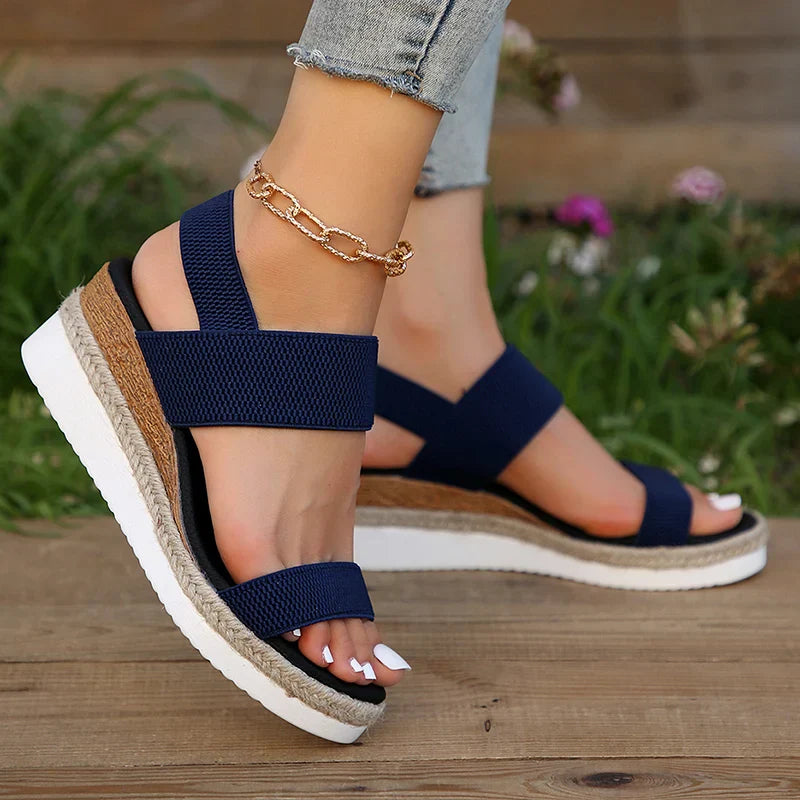 Kiera | Getailleerde en elegante wintersandalen