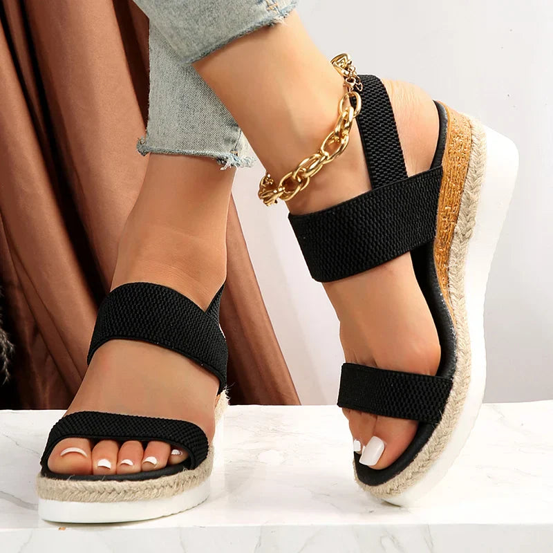 Kiera | Getailleerde en elegante wintersandalen