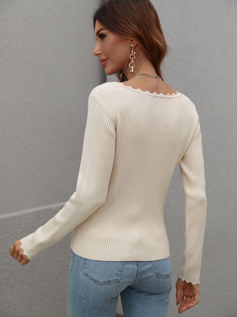 Marieke | Elegant and Versatile winter Top