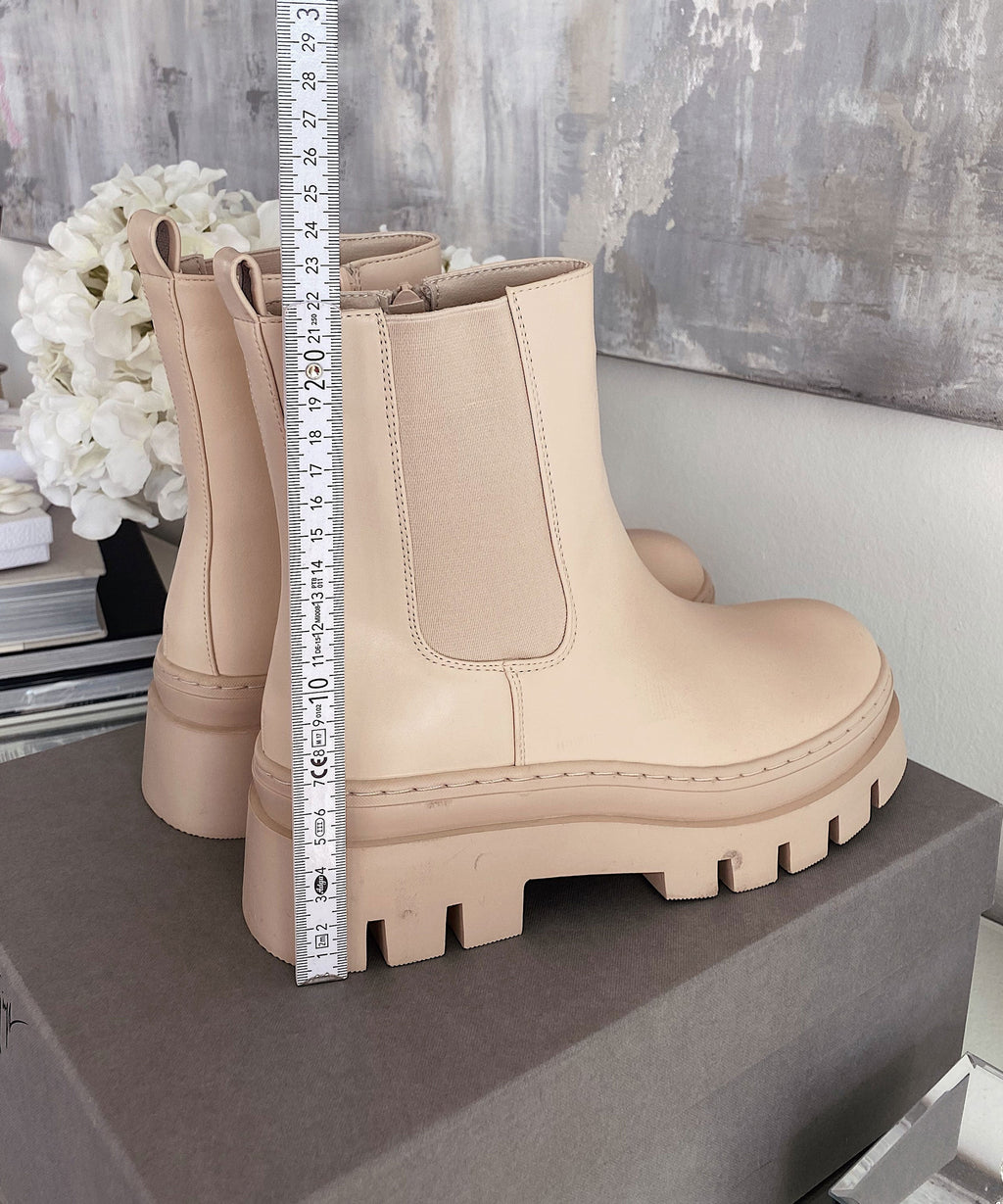Cesira | Elegant en veelzijdig winterkledingstuk